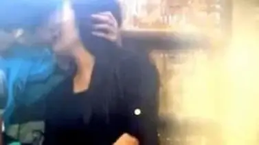 Kemesraan Sejoli Cantik Di Gubuk Sepi Crot